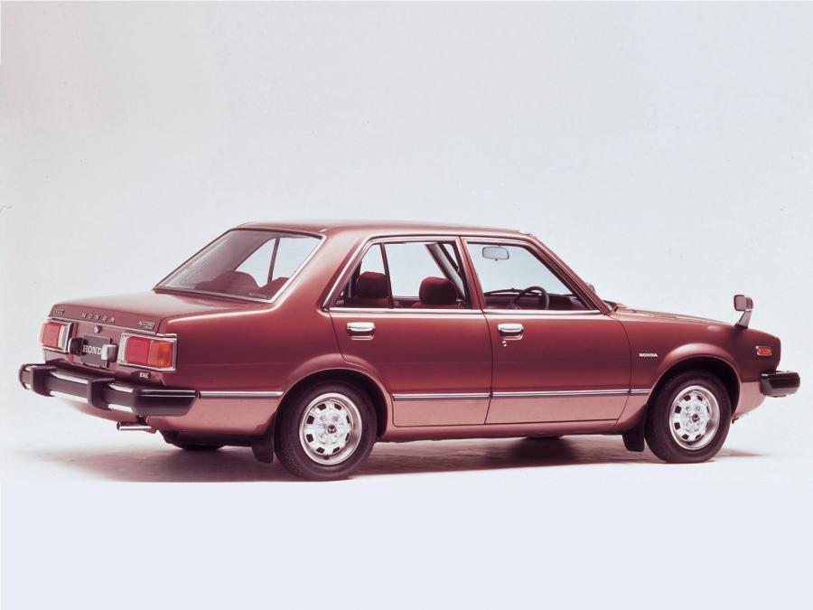  Honda Accord Saloon 1977 года  (фото 3 из 21)